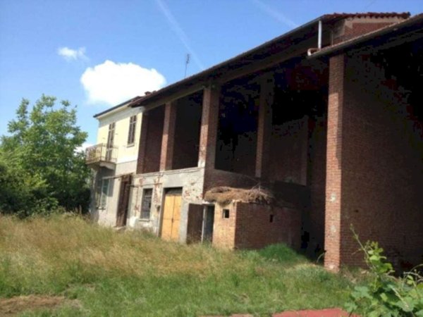 casale in vendita a Chieri