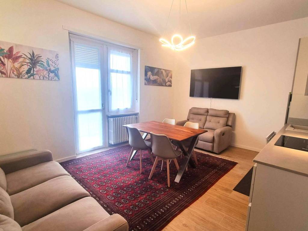 appartamento in vendita a Chieri in zona Roaschia