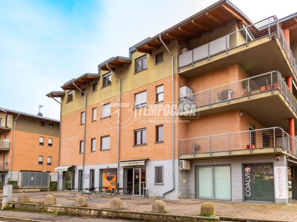 negozio in vendita a Chieri