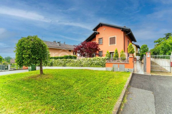 casa indipendente in vendita a Chieri