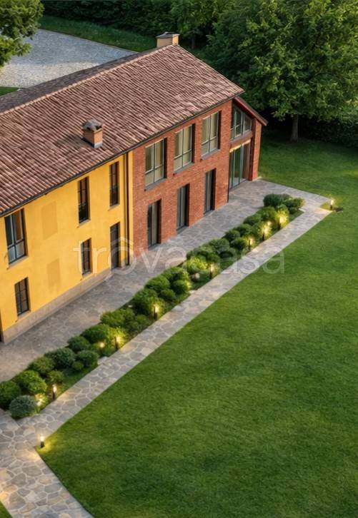 casa indipendente in vendita a Chieri