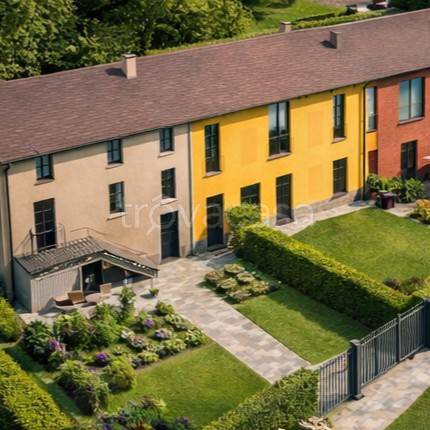 casa indipendente in vendita a Chieri