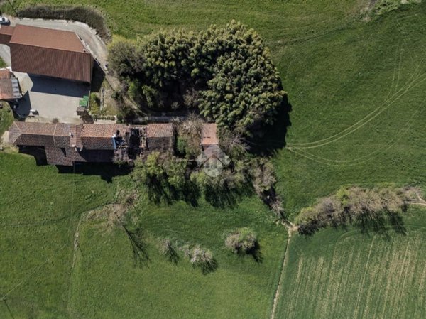 quadrivano in vendita a Chieri in zona Airali