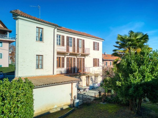 casa indipendente in vendita a Chieri