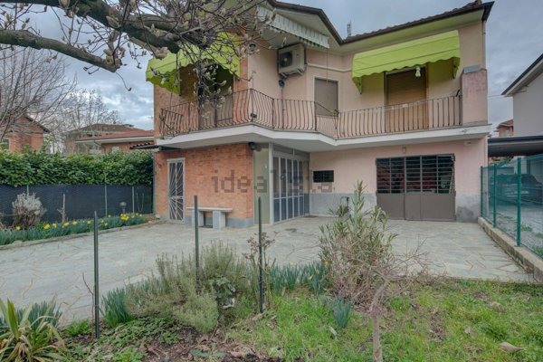casa semindipendente in vendita a Chieri