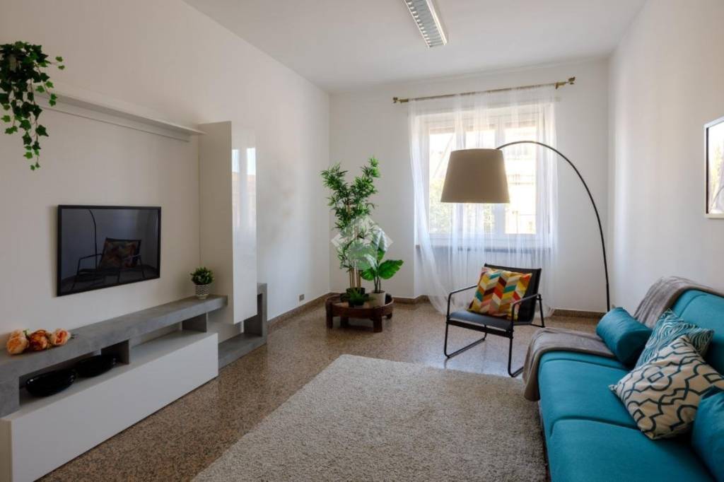 appartamento in vendita a Chieri in zona Canarone