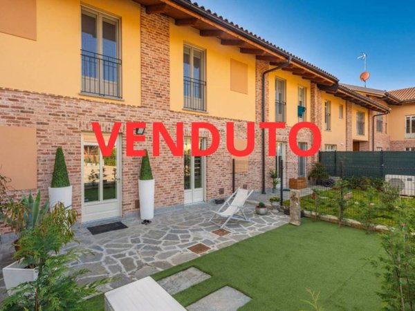 appartamento in vendita a Chieri in zona Airali