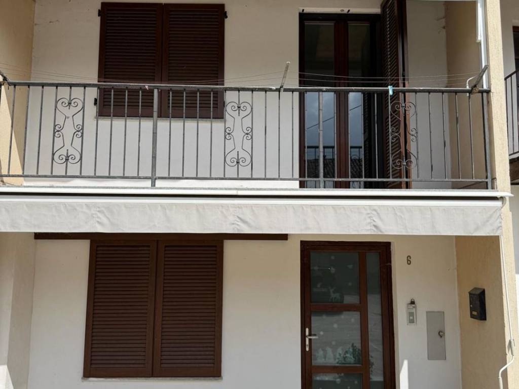 casa indipendente in vendita a Chieri in zona Airali