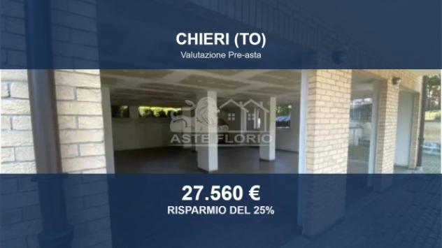 locale commerciale in vendita a Chieri