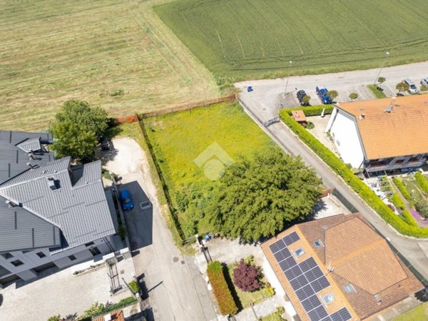 casa indipendente in vendita a Chieri