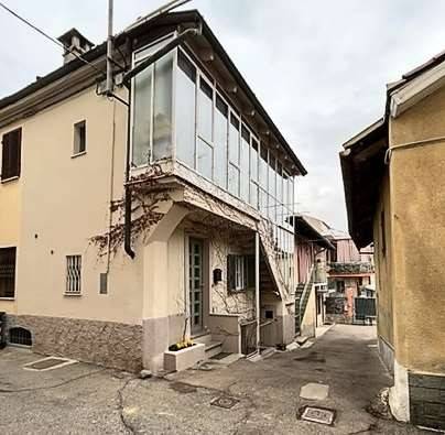 casa indipendente in vendita a Chieri