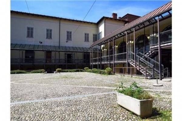 ufficio in vendita a Chieri in zona Canarone