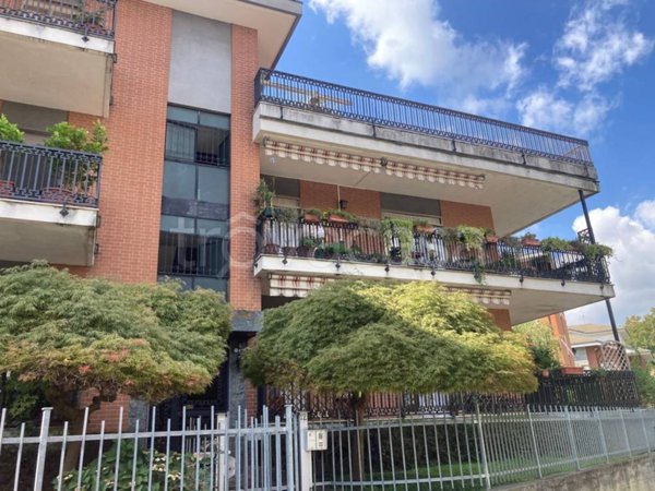 appartamento in vendita a Chieri in zona Canarone