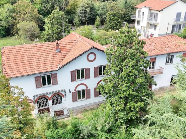 casa indipendente in vendita a Chieri
