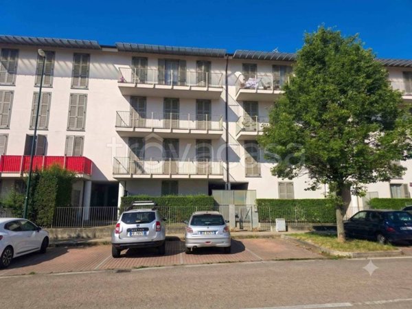 appartamento in vendita a Chieri in zona Borgata Maddalena