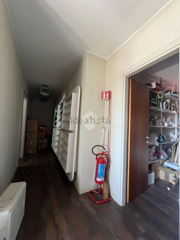 ufficio in vendita a Chieri