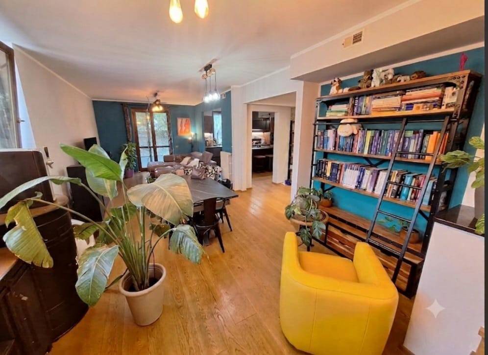 casa indipendente in vendita a Chieri in zona Airali