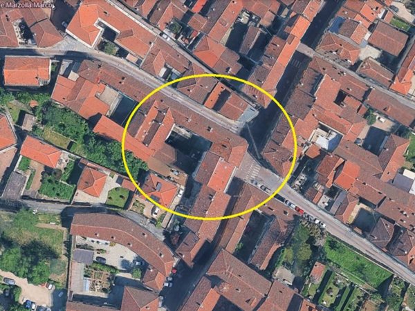 intera palazzina in vendita a Chieri in zona Canarone