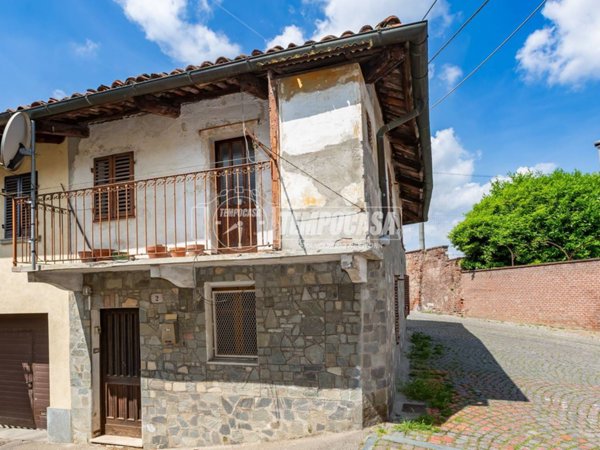 casa indipendente in vendita a Chieri