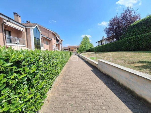 appartamento in vendita a Chieri in zona Roaschia