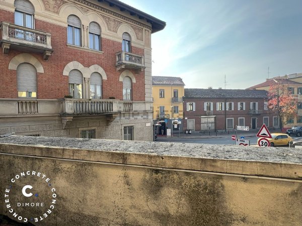 appartamento in vendita a Chieri in zona Canarone
