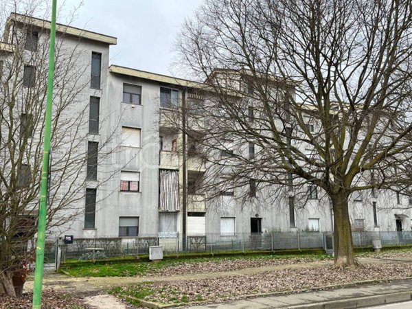 appartamento in vendita a Chieri in zona Roaschia