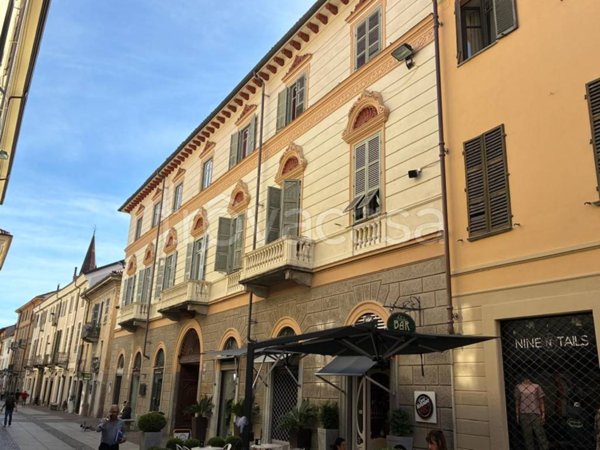 appartamento in vendita a Chieri in zona Canarone