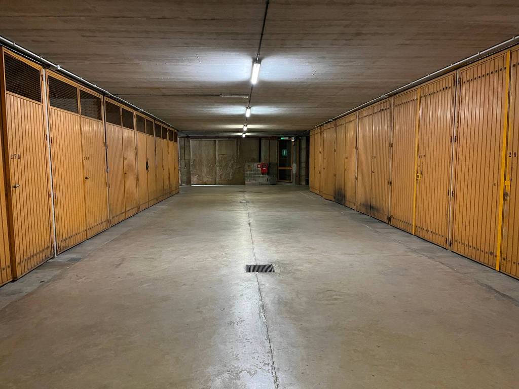 box auto in vendita a Chieri