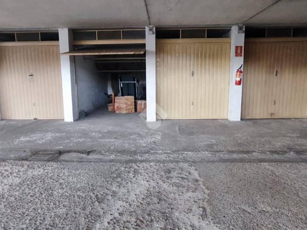 box auto in vendita a Chieri