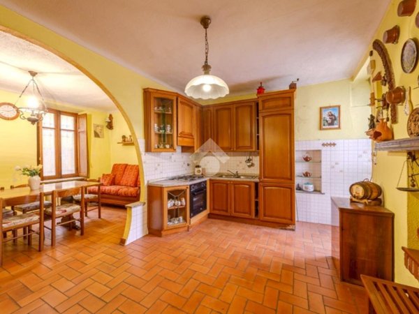casa indipendente in vendita a Chieri