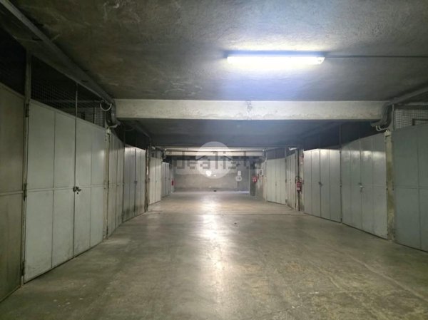 box auto in vendita a Chieri in zona Canarone