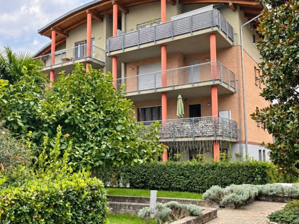 appartamento in vendita a Chieri in zona Canarone
