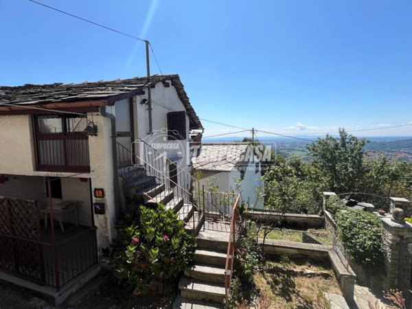 casa indipendente in vendita a Chiesanuova