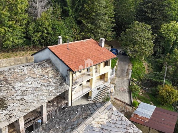casa indipendente in vendita a Chiesanuova