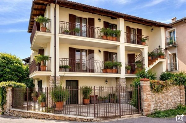 casa indipendente in vendita a Chiesanuova