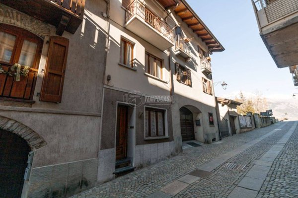 casa indipendente in vendita a Chiomonte