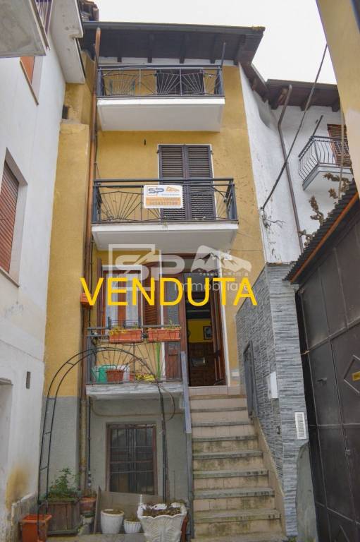 casa indipendente in vendita a Chiomonte