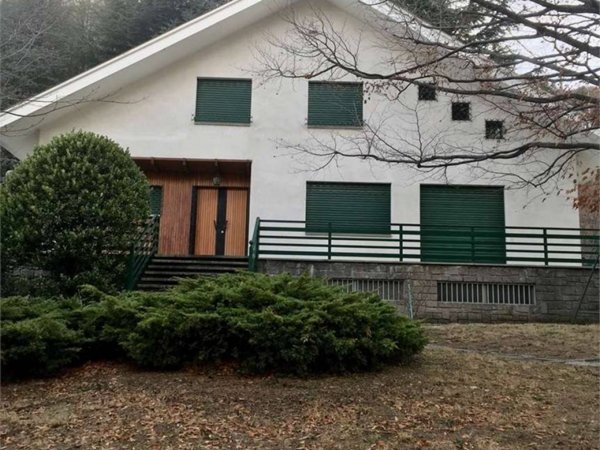 casa indipendente in vendita a Chiomonte