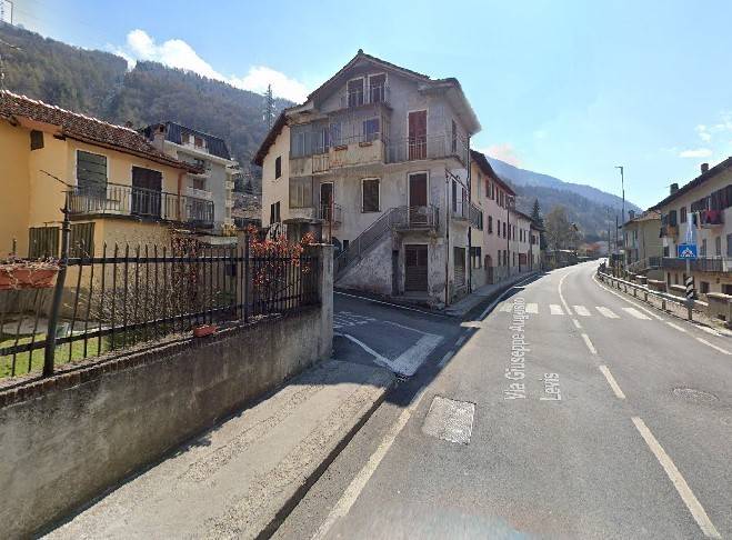 intera palazzina in vendita a Chiomonte