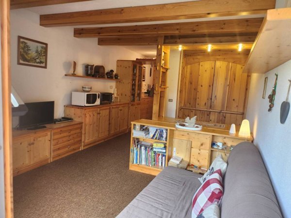 appartamento in vendita a Chiomonte in zona Frais