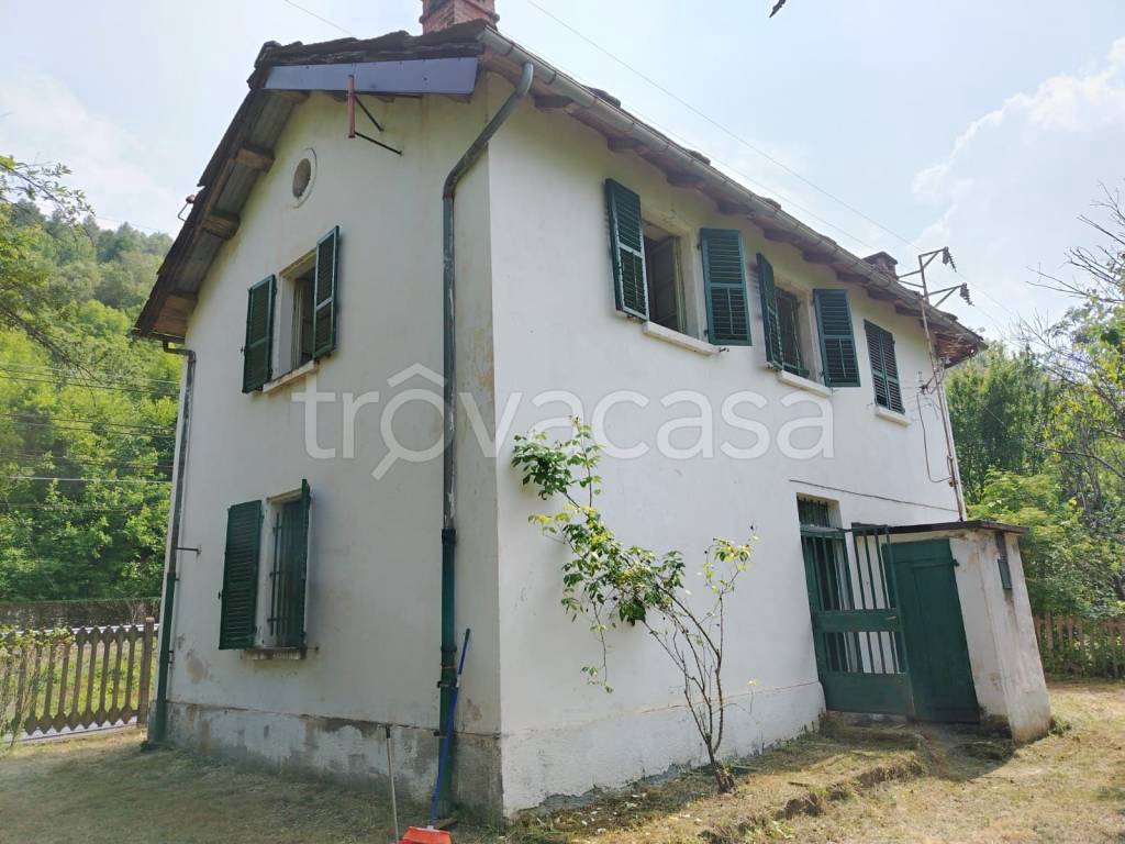 casa indipendente in vendita a Chiomonte