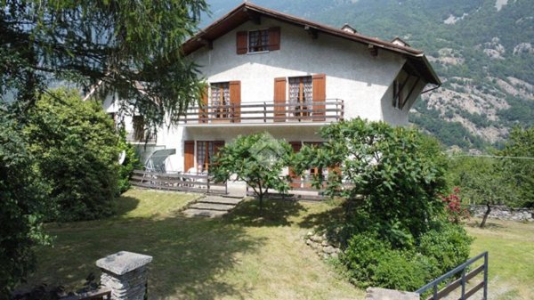 casa indipendente in vendita a Chiomonte