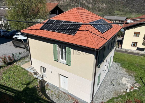 casa indipendente in vendita a Chiomonte
