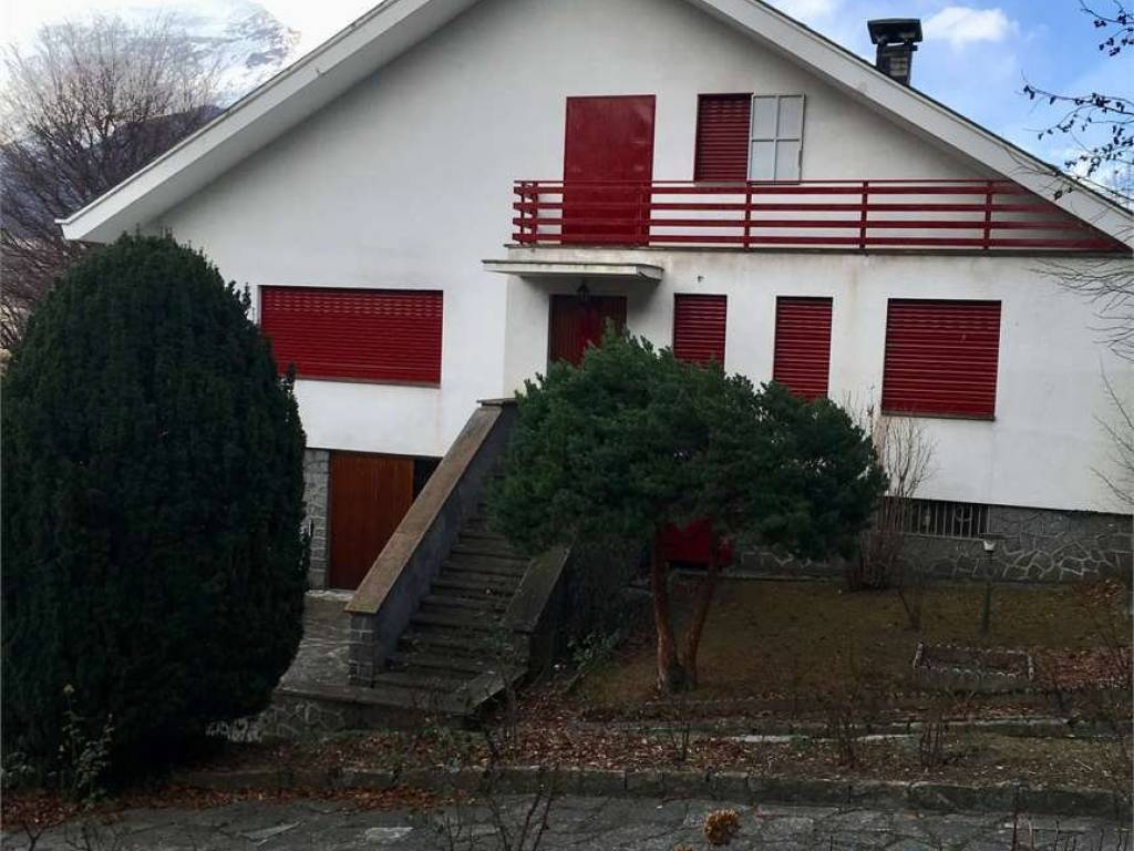 casa indipendente in vendita a Chiomonte