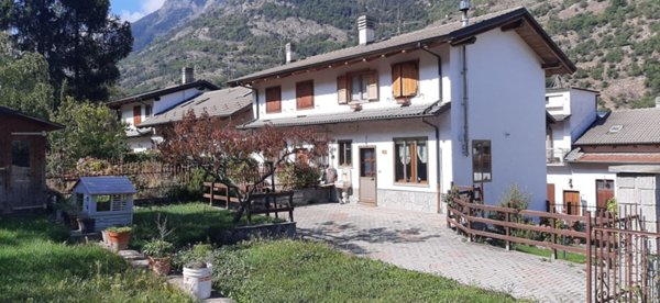 casa indipendente in vendita a Chiomonte