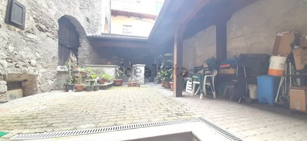 casa semindipendente in vendita a Chiomonte