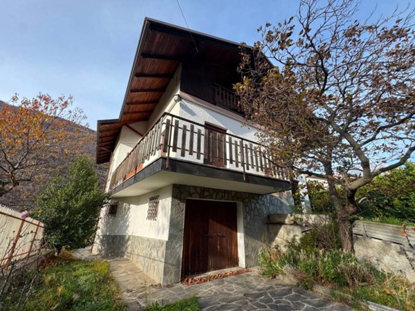 casa indipendente in vendita a Chiomonte