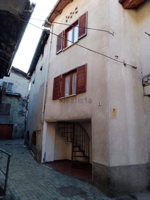 casa indipendente in vendita a Chiomonte