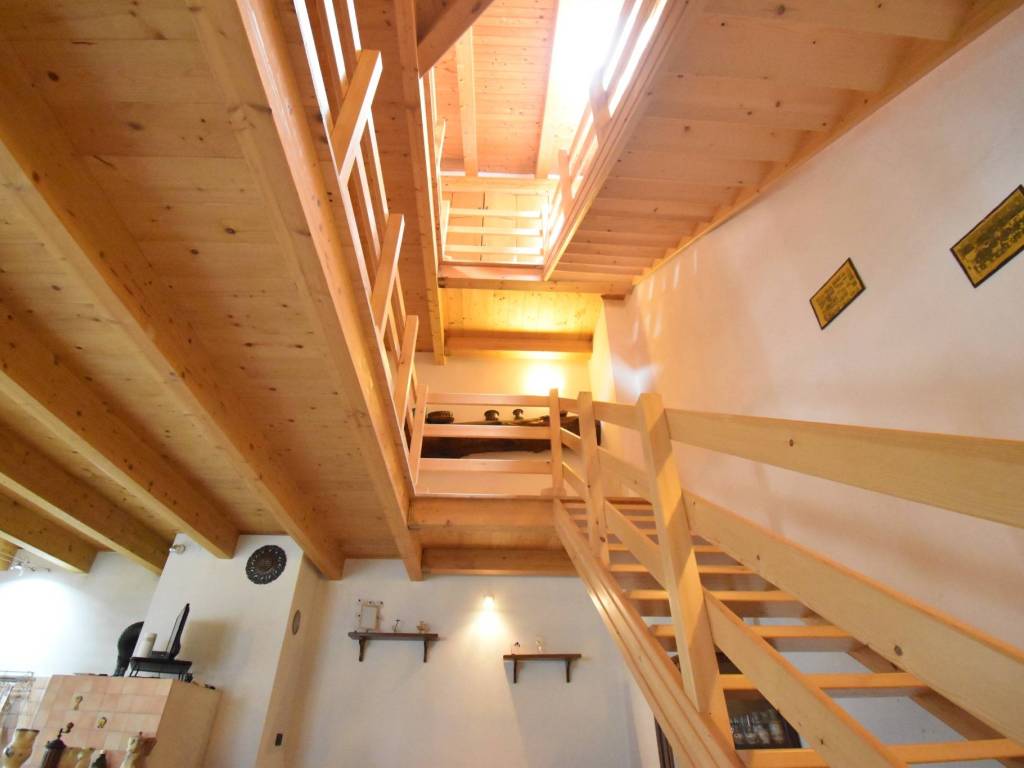 casa indipendente in vendita a Chiomonte