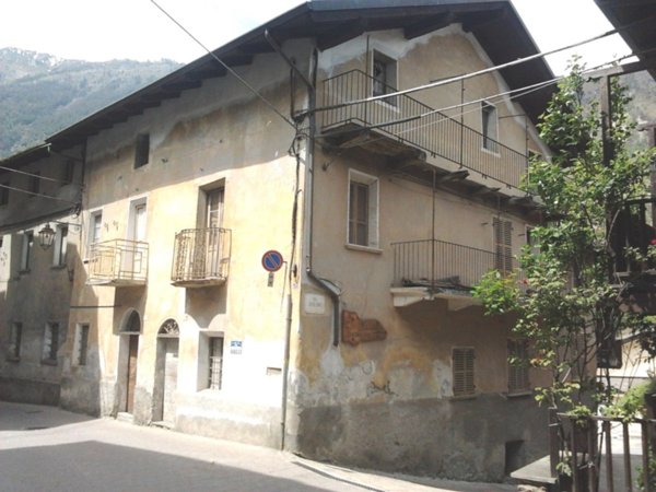 casa indipendente in vendita a Chiomonte